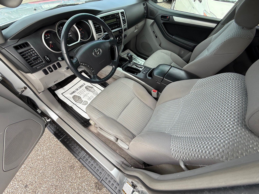2006 Toyota 4Runner Image 13