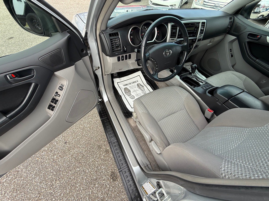 2006 Toyota 4Runner Image 14