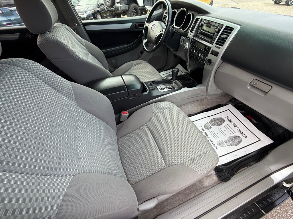 2006 Toyota 4Runner Image 19