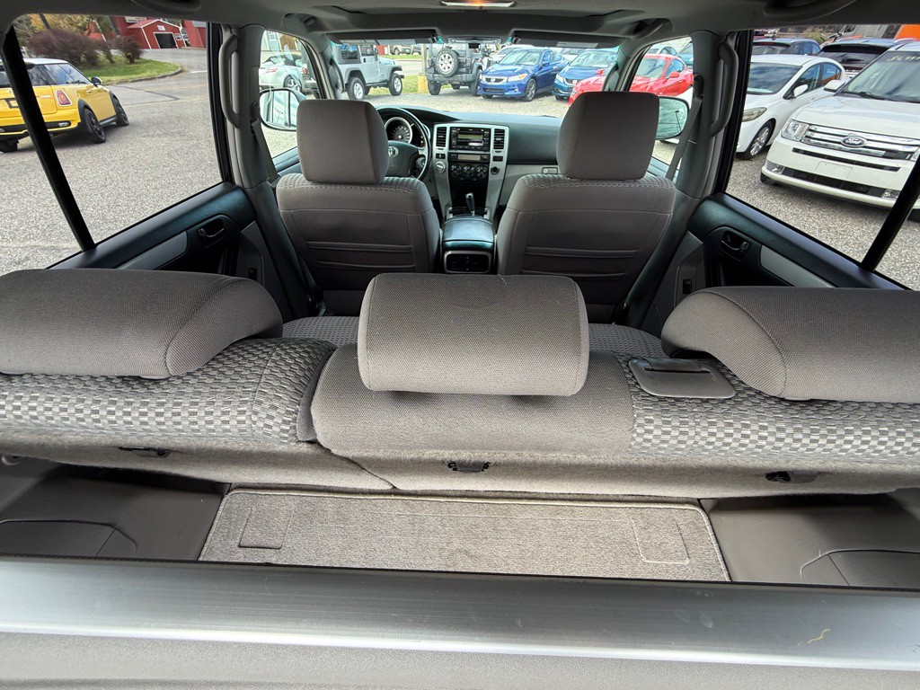 2006 Toyota 4Runner Image 23