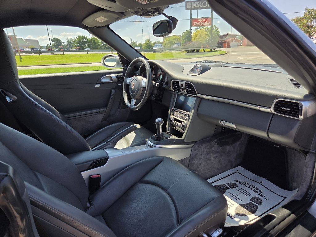 2006 Porsche 911 Image 17