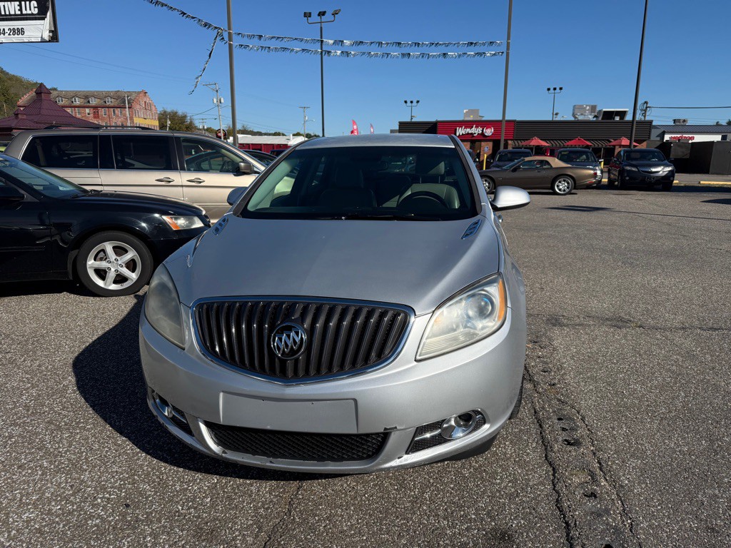2012 Buick Verano Image 4