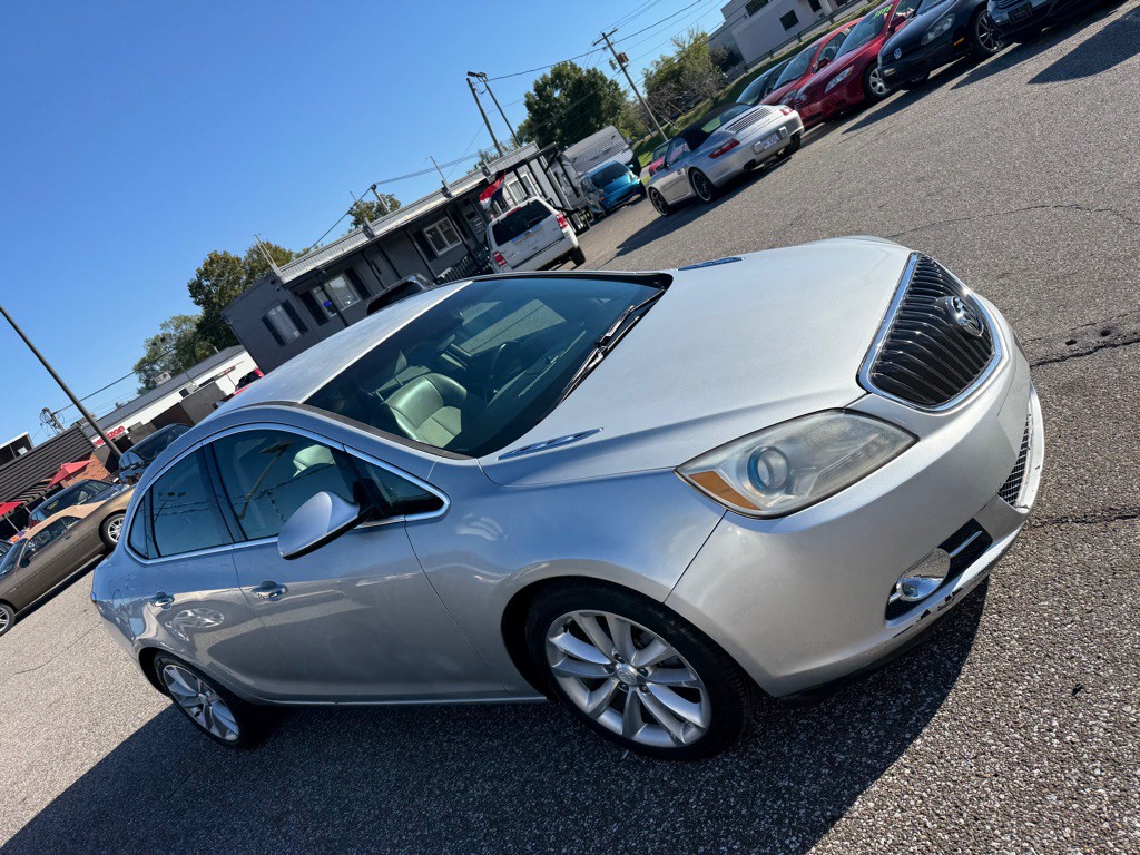 2012 Buick Verano Image 6