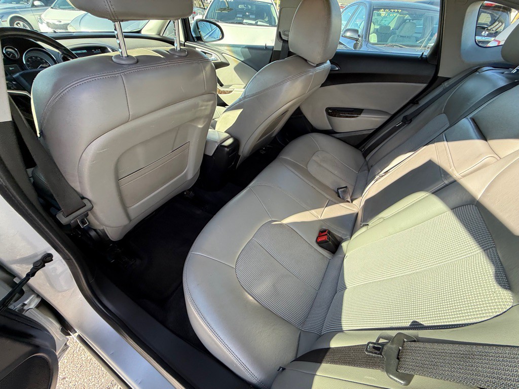 2012 Buick Verano Image 14