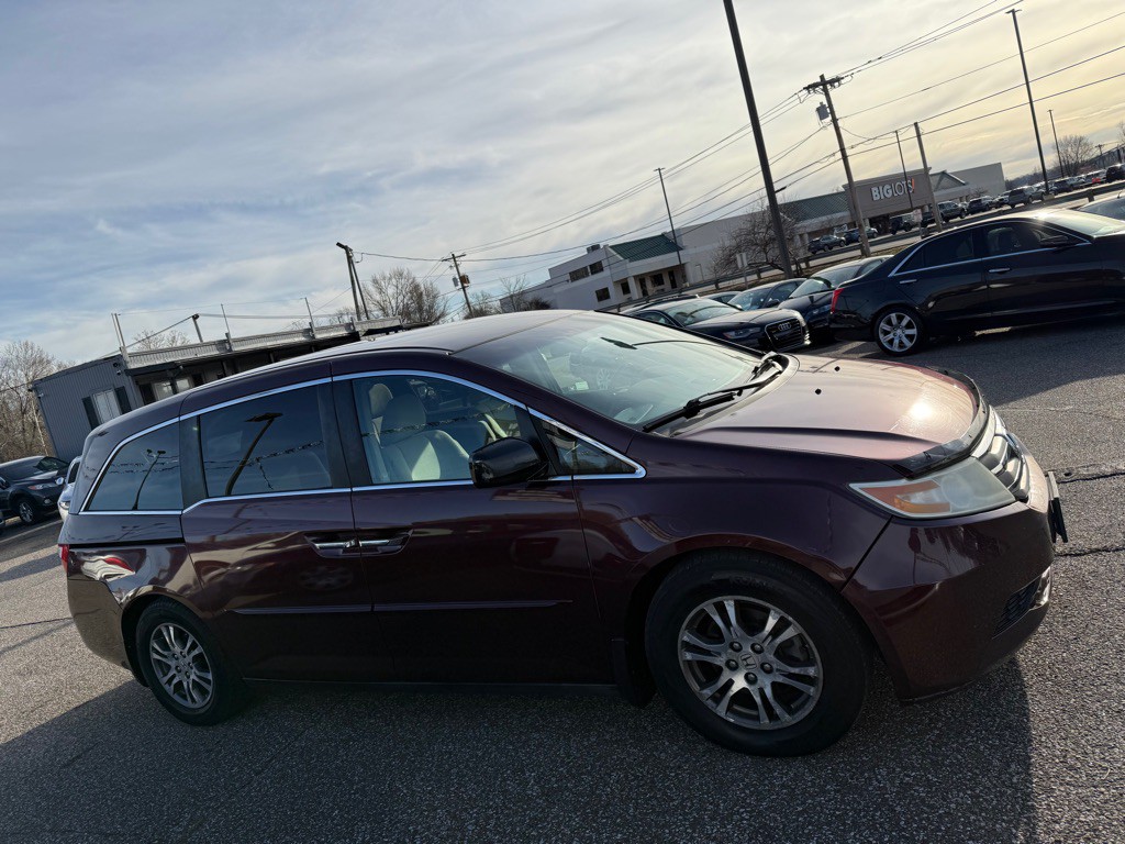 2012 Honda Odyssey Image 6