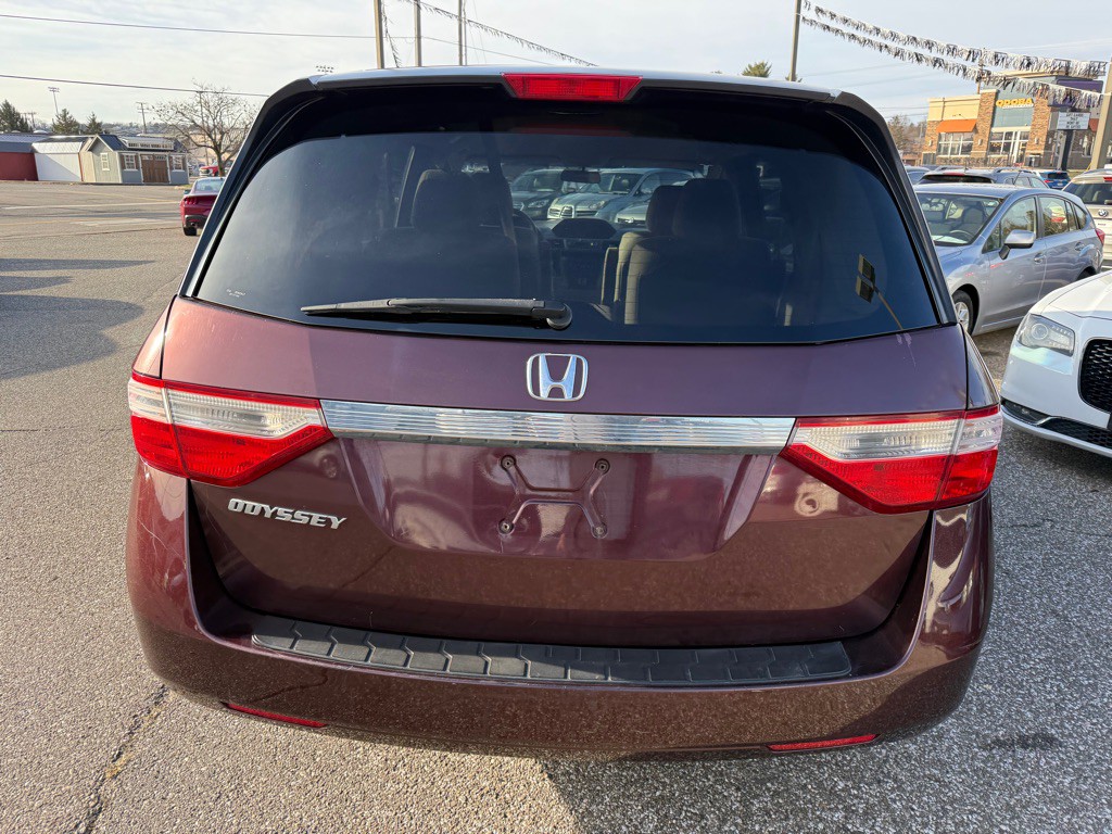 2012 Honda Odyssey Image 8