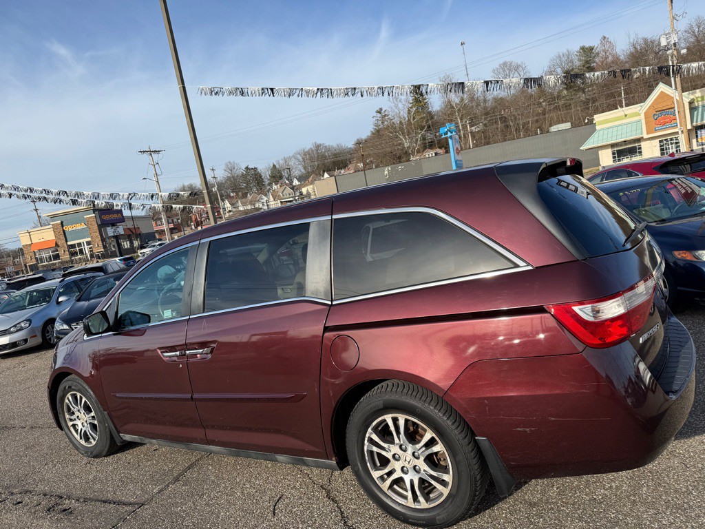 2012 Honda Odyssey Image 11