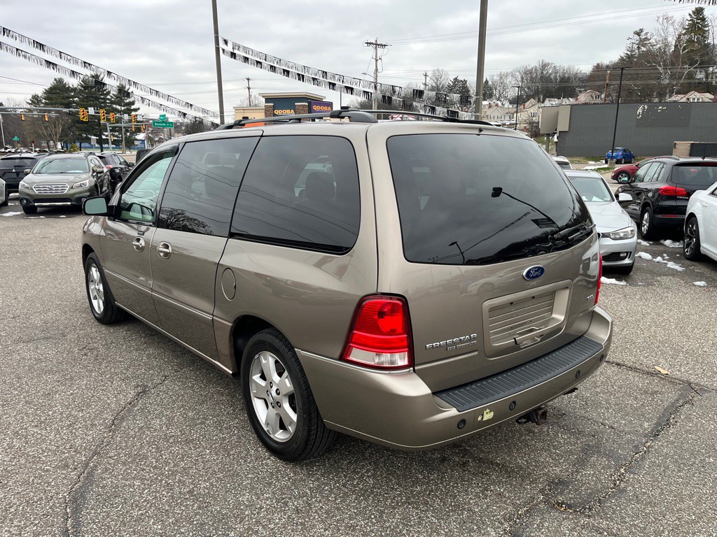 2005 Ford Freestar Image 7