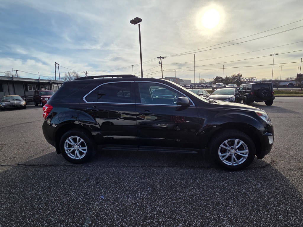 2017 Chevrolet Equinox Image 5