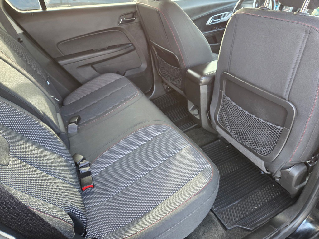 2017 Chevrolet Equinox Image 16