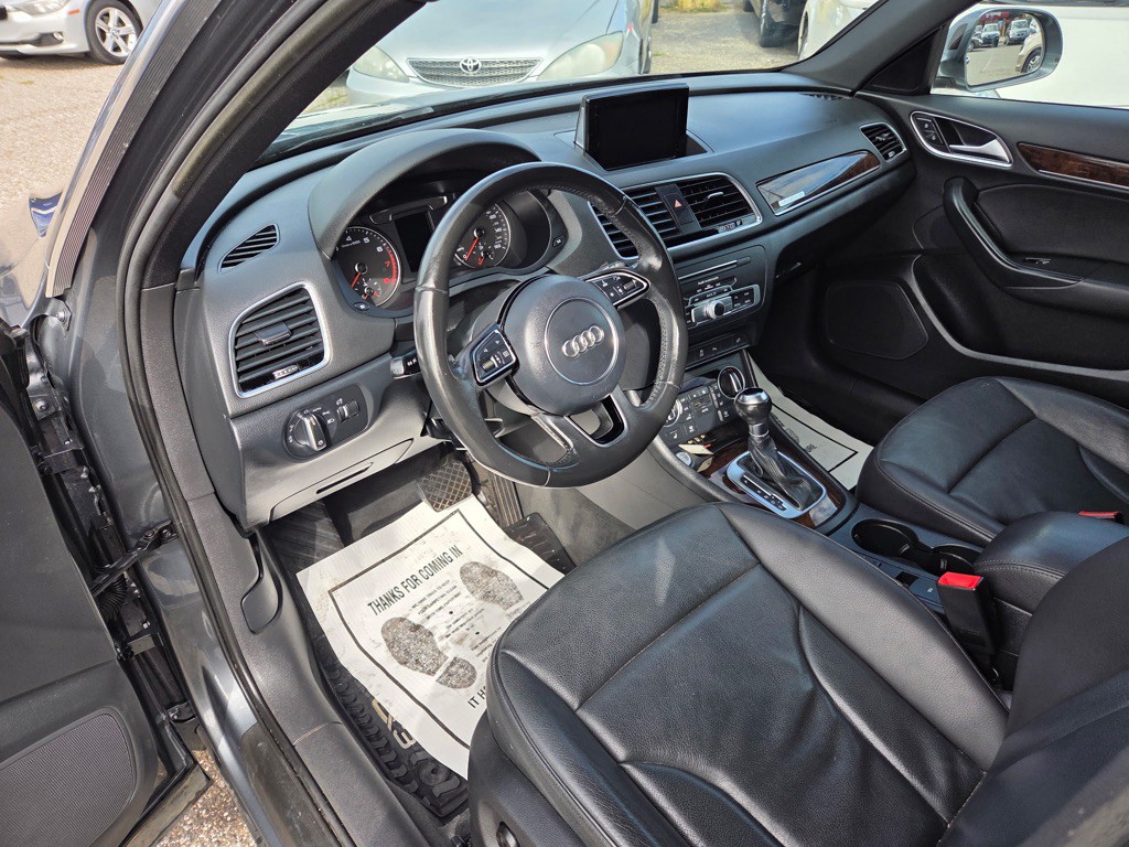 2016 Audi Q3 Image 11