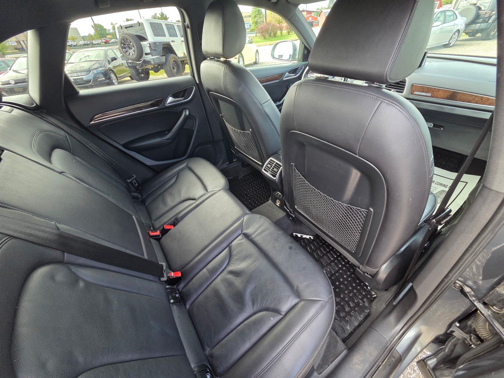 2016 Audi Q3 Image 17