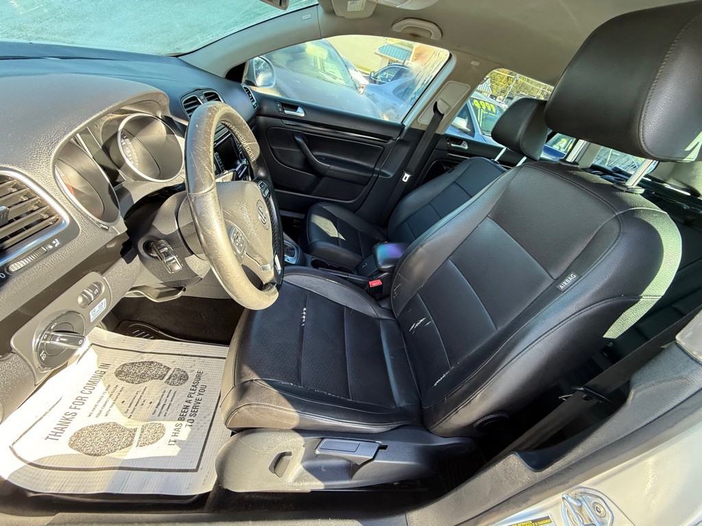 2014 Volkswagen Jetta Image 12