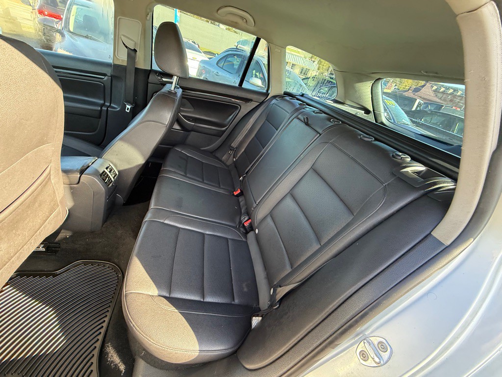 2014 Volkswagen Jetta Image 14