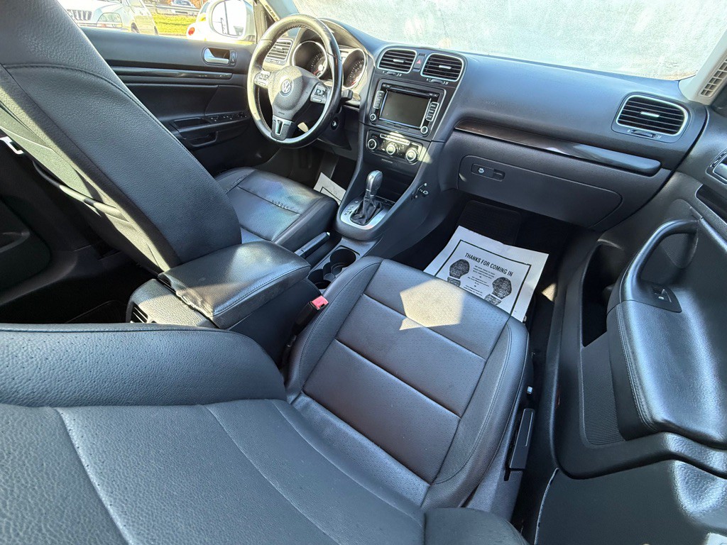 2014 Volkswagen Jetta Image 17