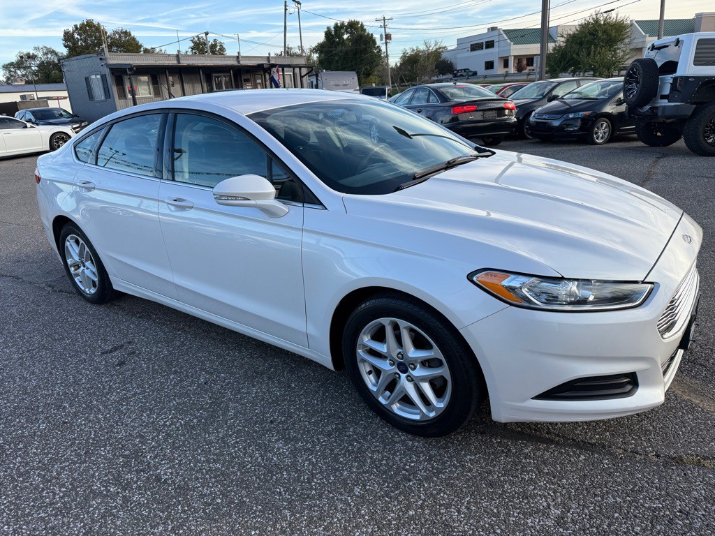 2014 Ford Fusion Image 4