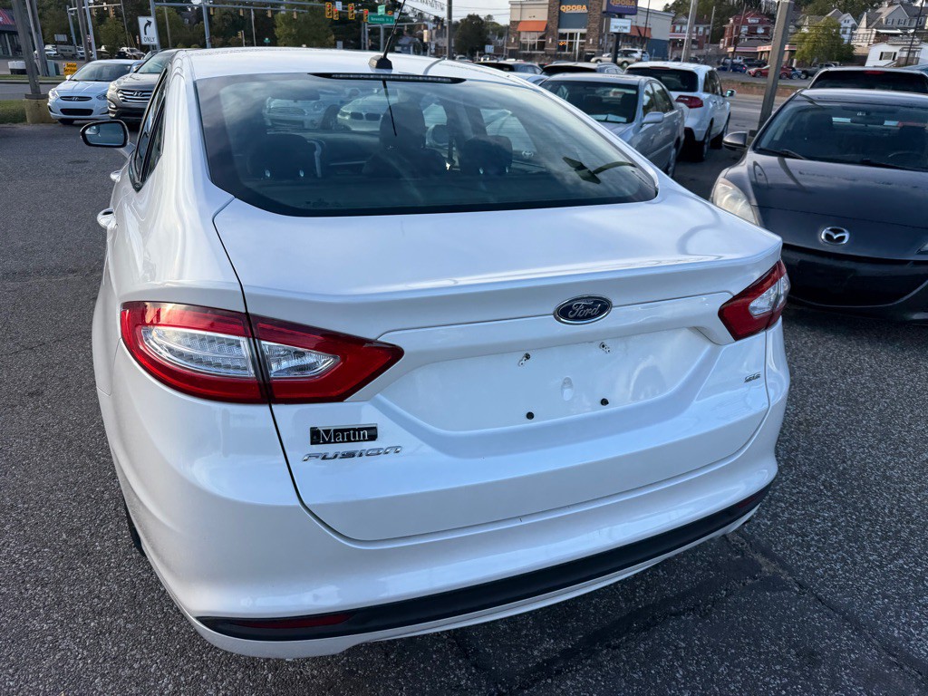 2014 Ford Fusion Image 8