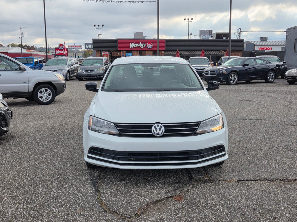 2015 Volkswagen Jetta Image 3