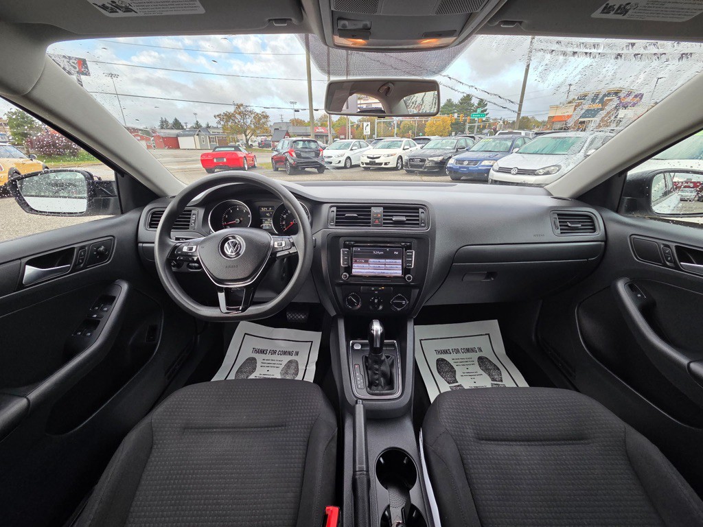 2015 Volkswagen Jetta Image 13
