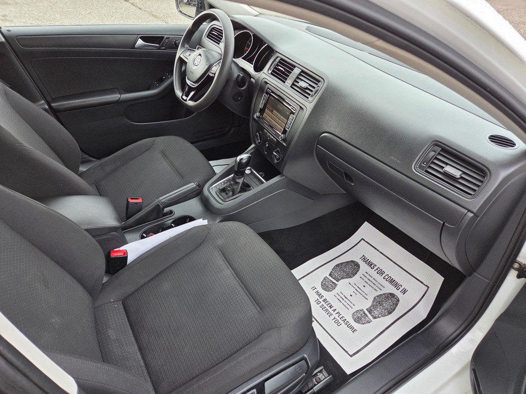 2015 Volkswagen Jetta Image 15