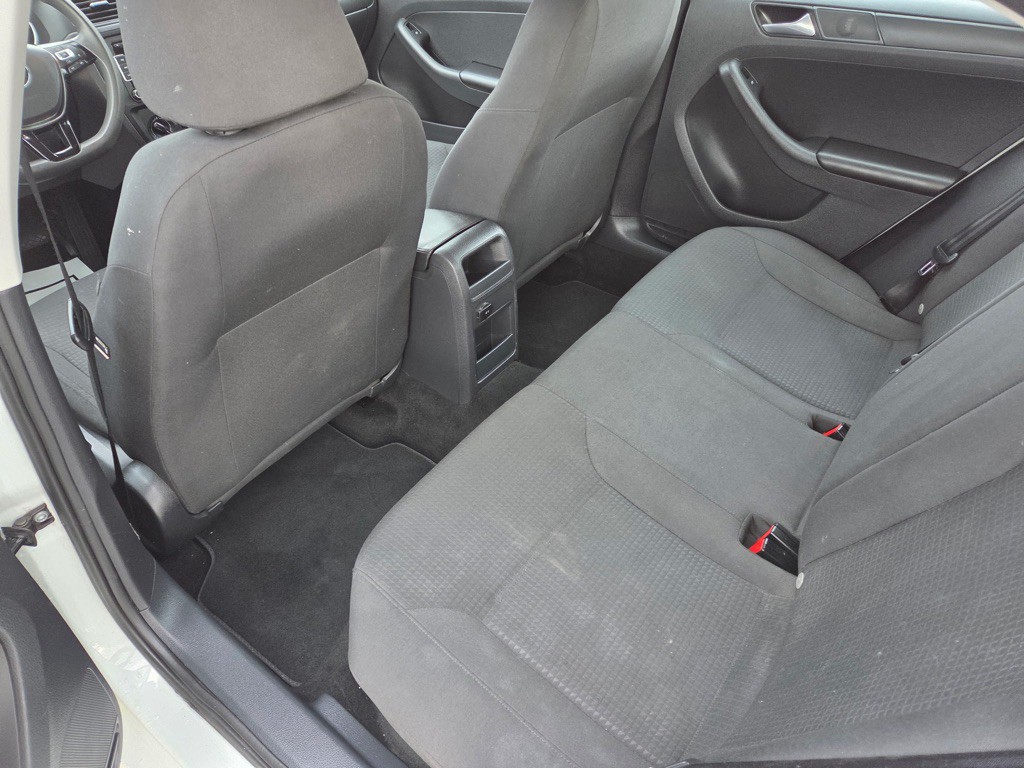 2015 Volkswagen Jetta Image 19