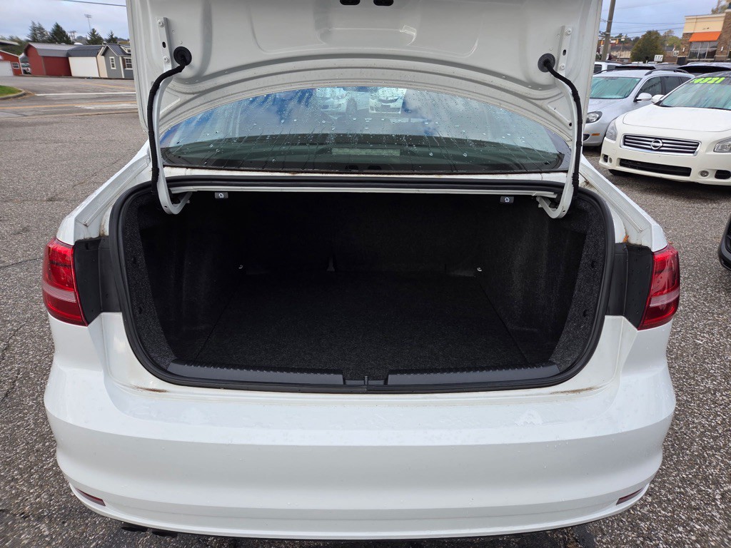 2015 Volkswagen Jetta Image 20