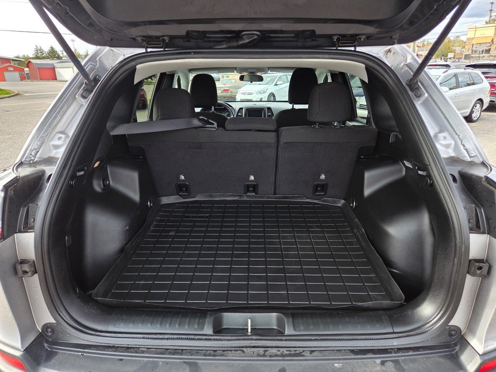 2019 Jeep Cherokee Image 17