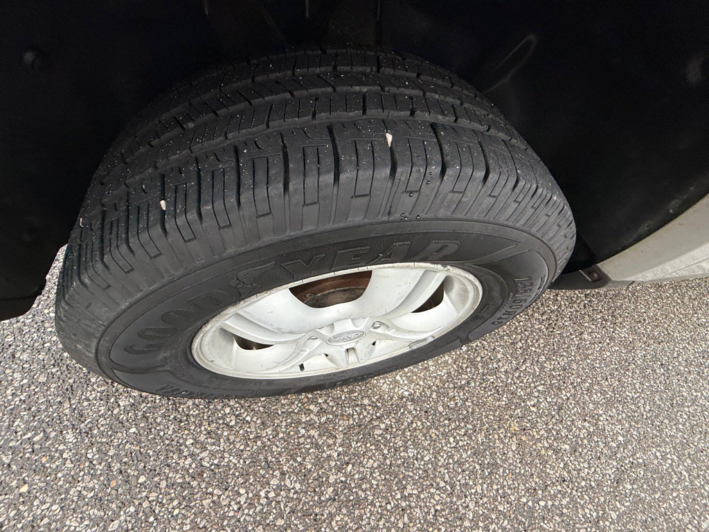 2005 Kia Sportage Image 23