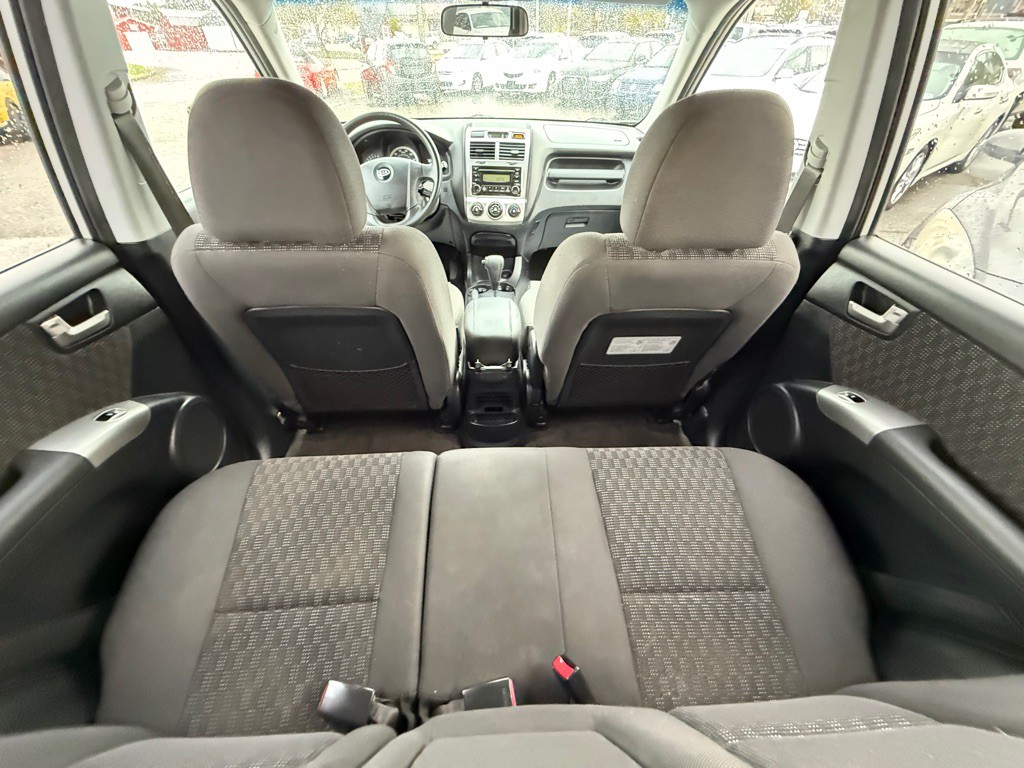2005 Kia Sportage Image 25