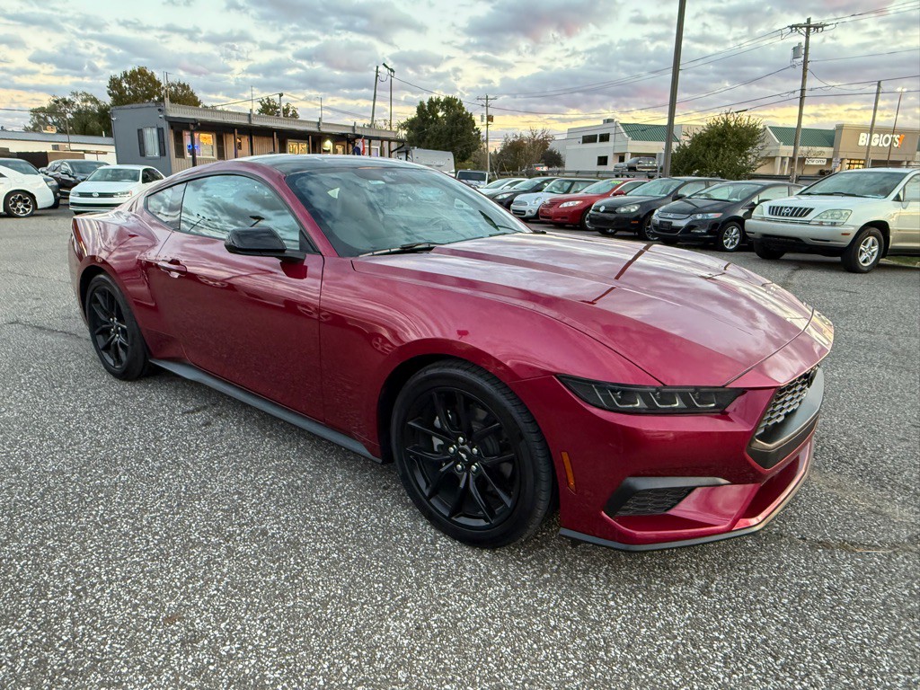 2025 Ford Mustang Image 8