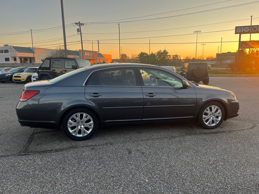 2009 Toyota Avalon Image 4