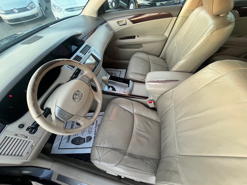 2009 Toyota Avalon Image 9