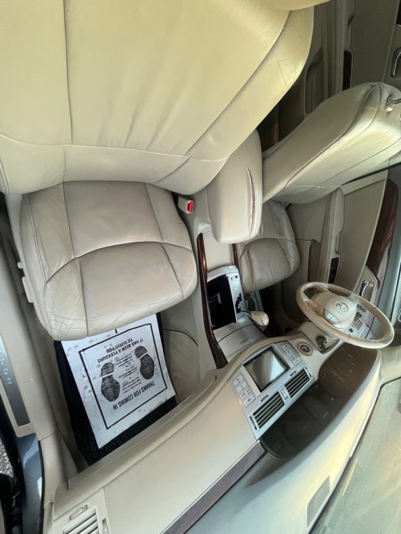 2009 Toyota Avalon Image 16