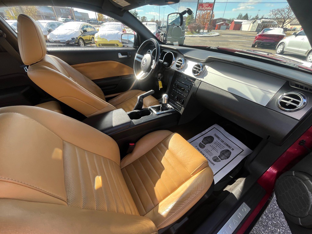 2007 Ford Mustang Image 13