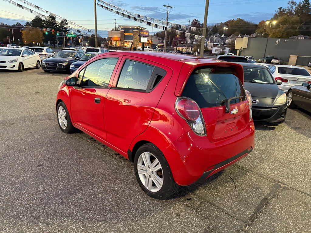 2014 Chevrolet Spark Image 11