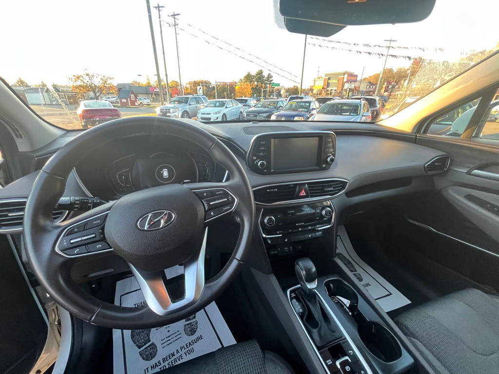 2020 Hyundai Santa Fe Image 10