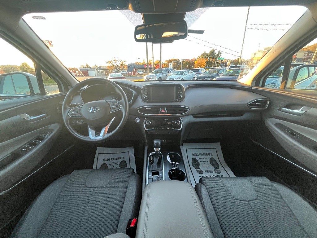 2020 Hyundai Santa Fe Image 12