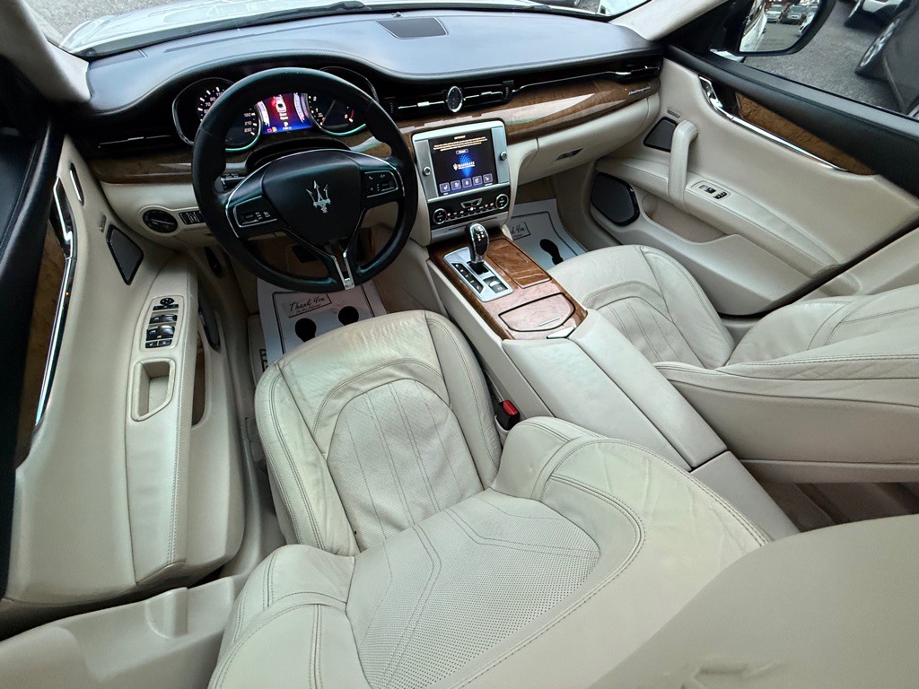 2014 Maserati Quattroporte Image 14