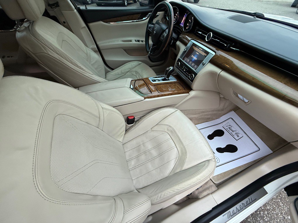 2014 Maserati Quattroporte Image 17