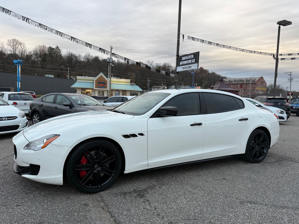 2014 Maserati Quattroporte Image 23
