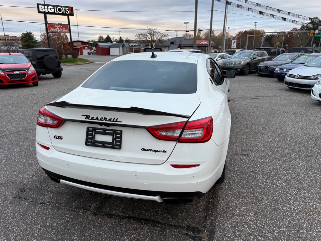 2014 Maserati Quattroporte Image 26
