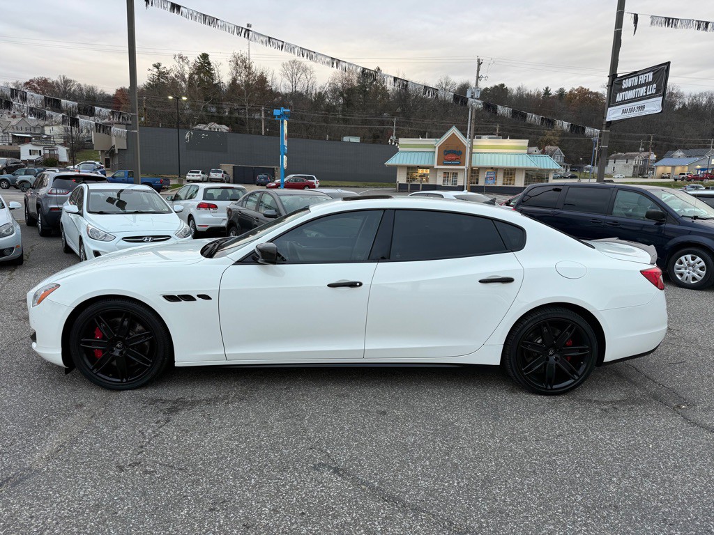 2014 Maserati Quattroporte Image 31