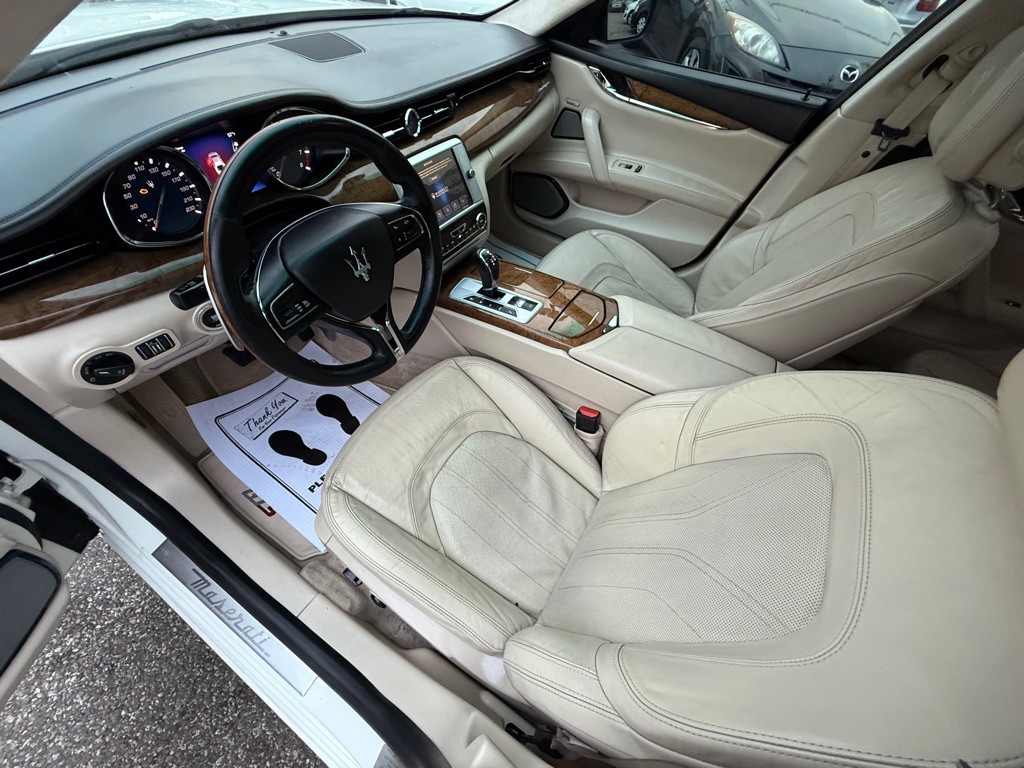 2014 Maserati Quattroporte Image 32