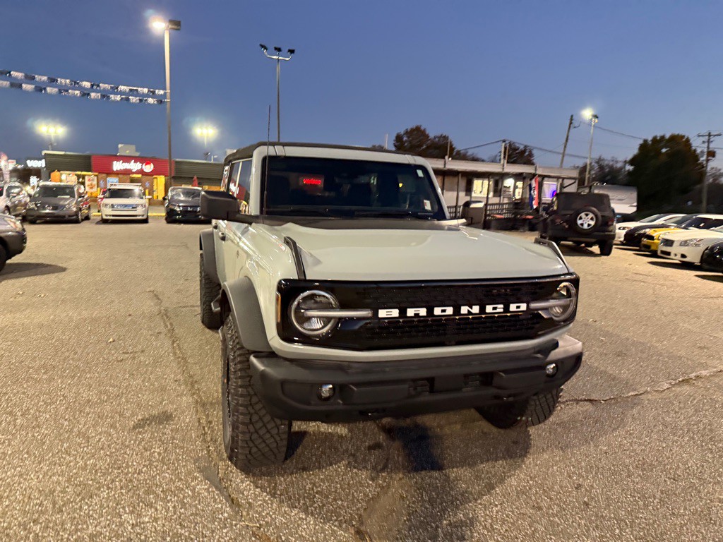 2022 Ford Bronco Image 6