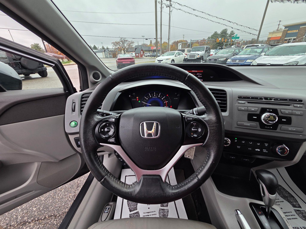 2012 Honda Civic Image 12