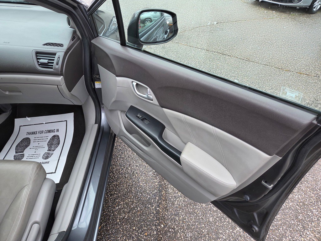 2012 Honda Civic Image 13