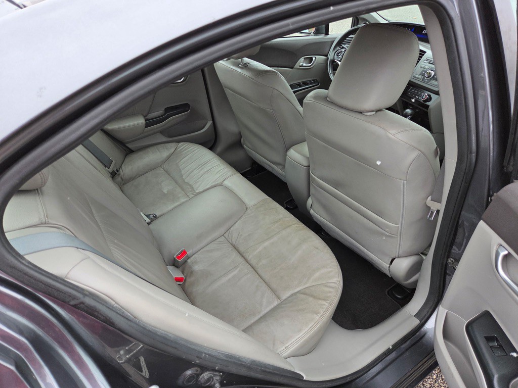2012 Honda Civic Image 16