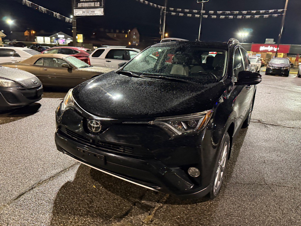 2017 Toyota Rav4 Image 3