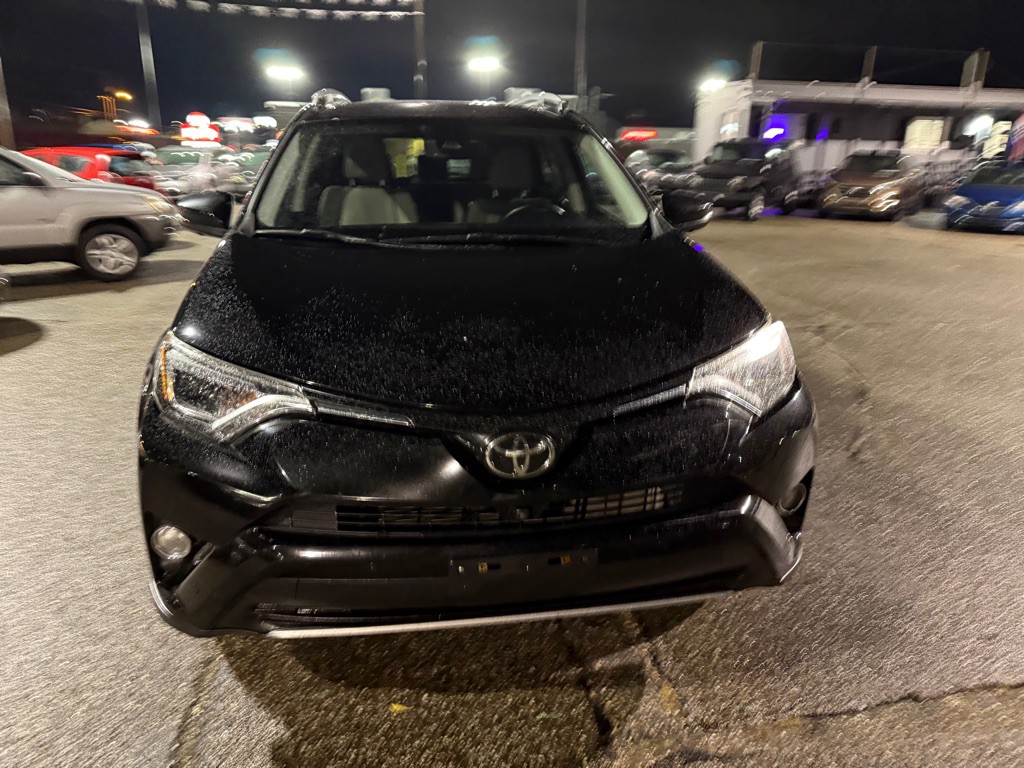 2017 Toyota Rav4 Image 5