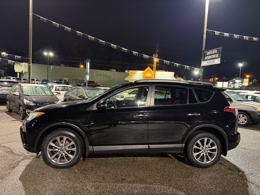 2017 Toyota Rav4 Image 10